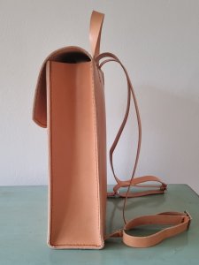 galerie/001 Taschen/013 Anuk/resized/T0356 (2024-11-04) 4_small.jpg